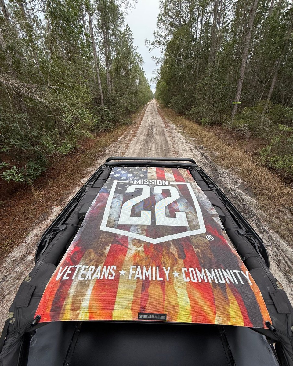 Mission22's tweet image. 🕸️ Built for the trail. Backed by purpose.

@SpiderWebShade  is giving 10% from every purchase, including custom Mission 22 gear, to support Veterans and their families.

Shop trail-ready shades that give back:
🔗 spiderwebshade.com

#Mission22 #VeteranSupport #JeepLife