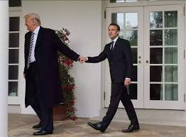 ChLECHEVALIER's tweet photo. IMMONDE : 
       LA VENTE DE LMB Aerospace aux USA !!!

 - Plus MACRONISTE que MACRON, l'infect #Roland_LESCURE fait semblant d'être :
     "ministre de l'Économie, des Finances et de la 
          Souveraineté industrielle et énergétique"

Vous lisez BIEN : 
     "de la Souveraineté industrielle et énergétique"

 - Ce type odieux laisse VENDRE aux USA la société LMB Aerospace qui, en Corrèze, fabrique des moteurs et ventilateurs électriques, essentiels aux avions RAFALE, sous-marins nucléaires lanceurs d’engins (SNLE), aux chars Leclerc et aux porte-avions nucléaires !!

D'ailleurs, le binational LESCURE autorise la vente à l'entreprise US Loar Group, CONTRE l'AVIS de la Direction générale de l’armement (DGA) !!

Dans un pays bien tenu, ce coup de poignard à la Défense vaudrait comparution devant un Conseil de guerre !...

Dernière hypocrisie macroniste : LESCURE prétend prendre une "golden share" (action préférentielle) au capital de LMB Aerospace.
               TRUMP est terrorisé...

Hier, MACRON achetait des camions ALLEMANDS pour l'Armée ;
Aujourd'hui, il vend des filiales EDF et des sociétés vitales à TRUMP, qu'il désigne pourtant comme un ennemi !

           Mais qu'est-ce que la Macronie obtient,
  en échange de ses trahisons de l'intérêt national ?...