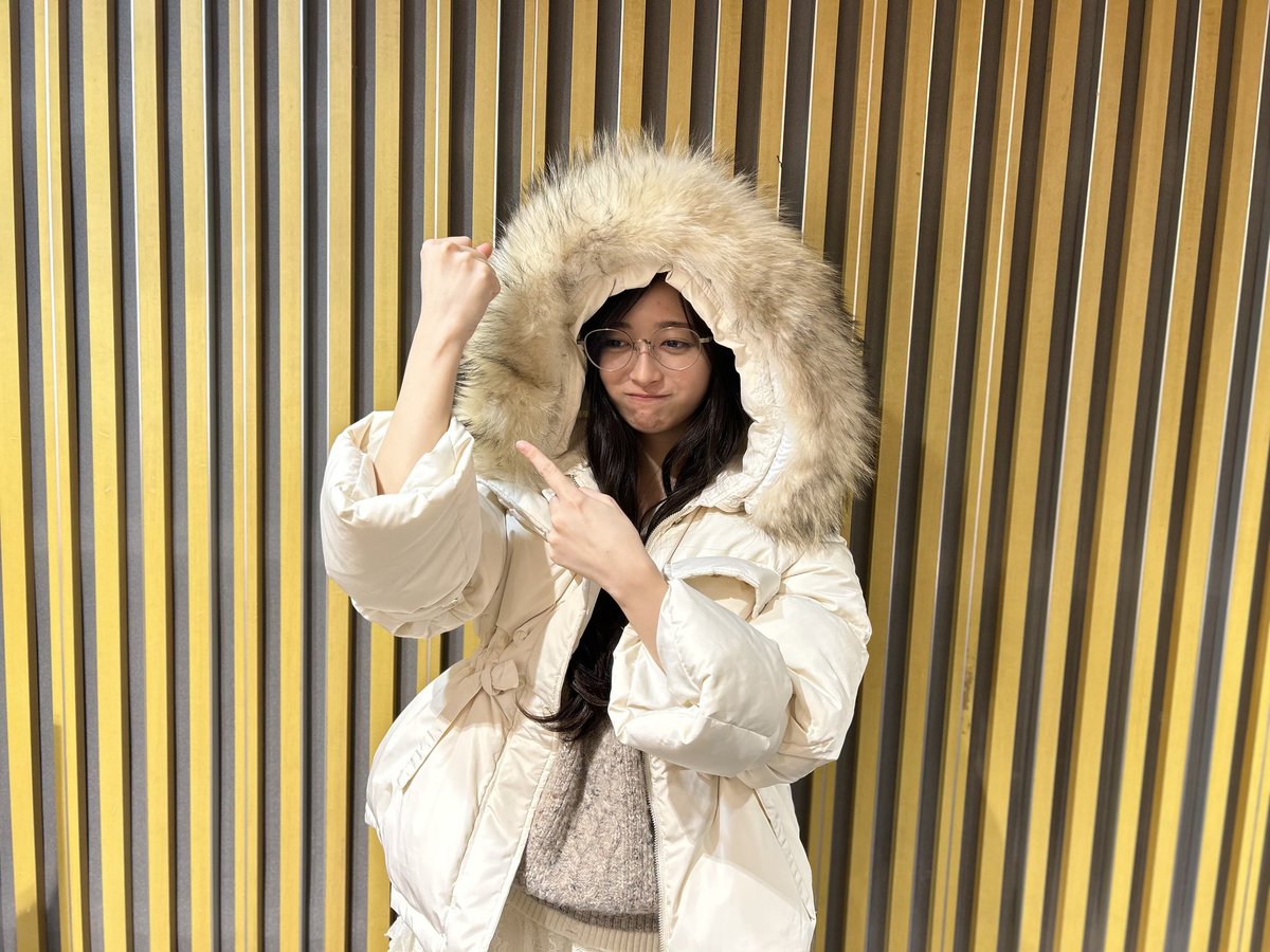 乃木坂46ANN をTFで🎧 #乃木坂46 ファー付きのダウンの裾の丈が足り