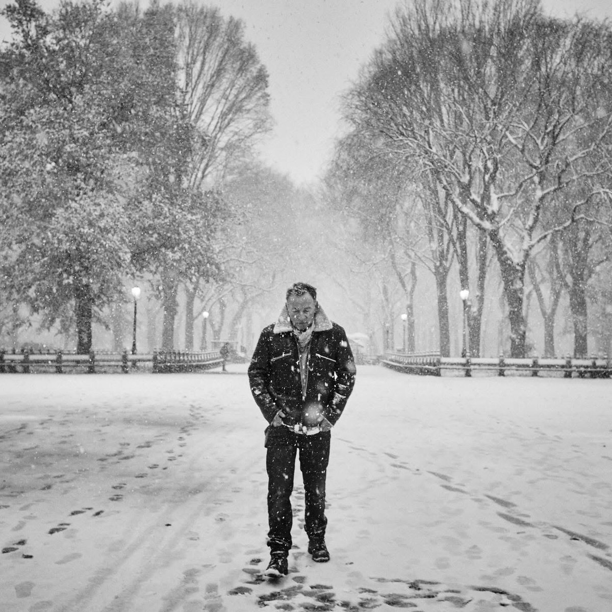 Danny_Clinch's tweet image. Thank you Bruce 
Streets of Minneapolis. 
@springsteen 
#protestsongs