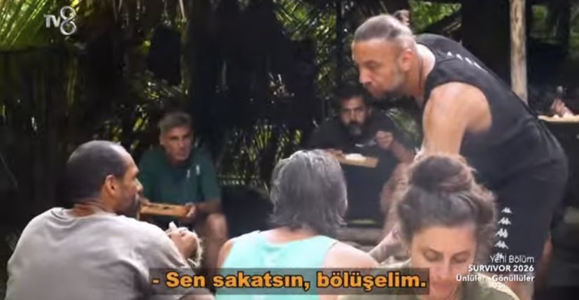 Allstarlar fazla yemek yiyo diyenler utanır mı sanmam Sercan yemeğini sakat diye Nobreye verdi…