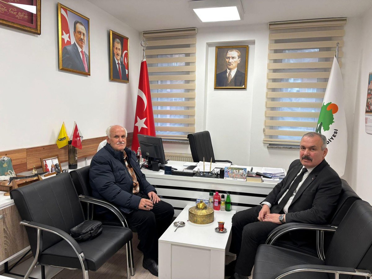 Kıymetli hemşerimizle güzel bir sohbetin keyfini çıkardık.