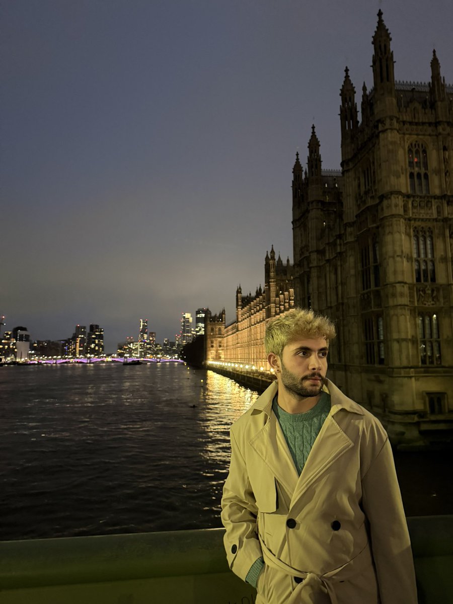 ali_allatef's tweet photo. The day I got stolen from in London, I somehow took the best photos. https://t.co/K97x4sbOQU