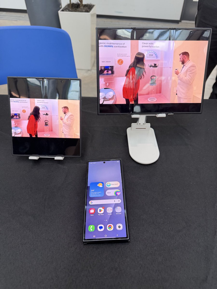 JunKim1707's tweet photo. #GalaxyZTriFold  #LifeatSamsung https://t.co/WJoQ2Su2Et