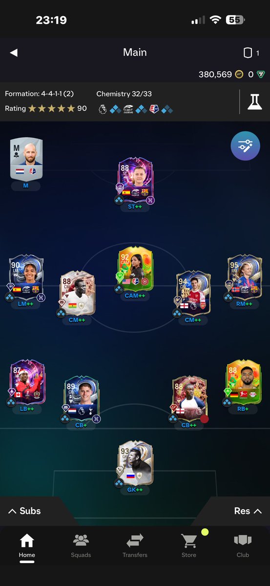 R4ZVYFN's tweet photo. @FutSheriff What should i do between marcelo and totti? https://t.co/fVzlzR4Luw
