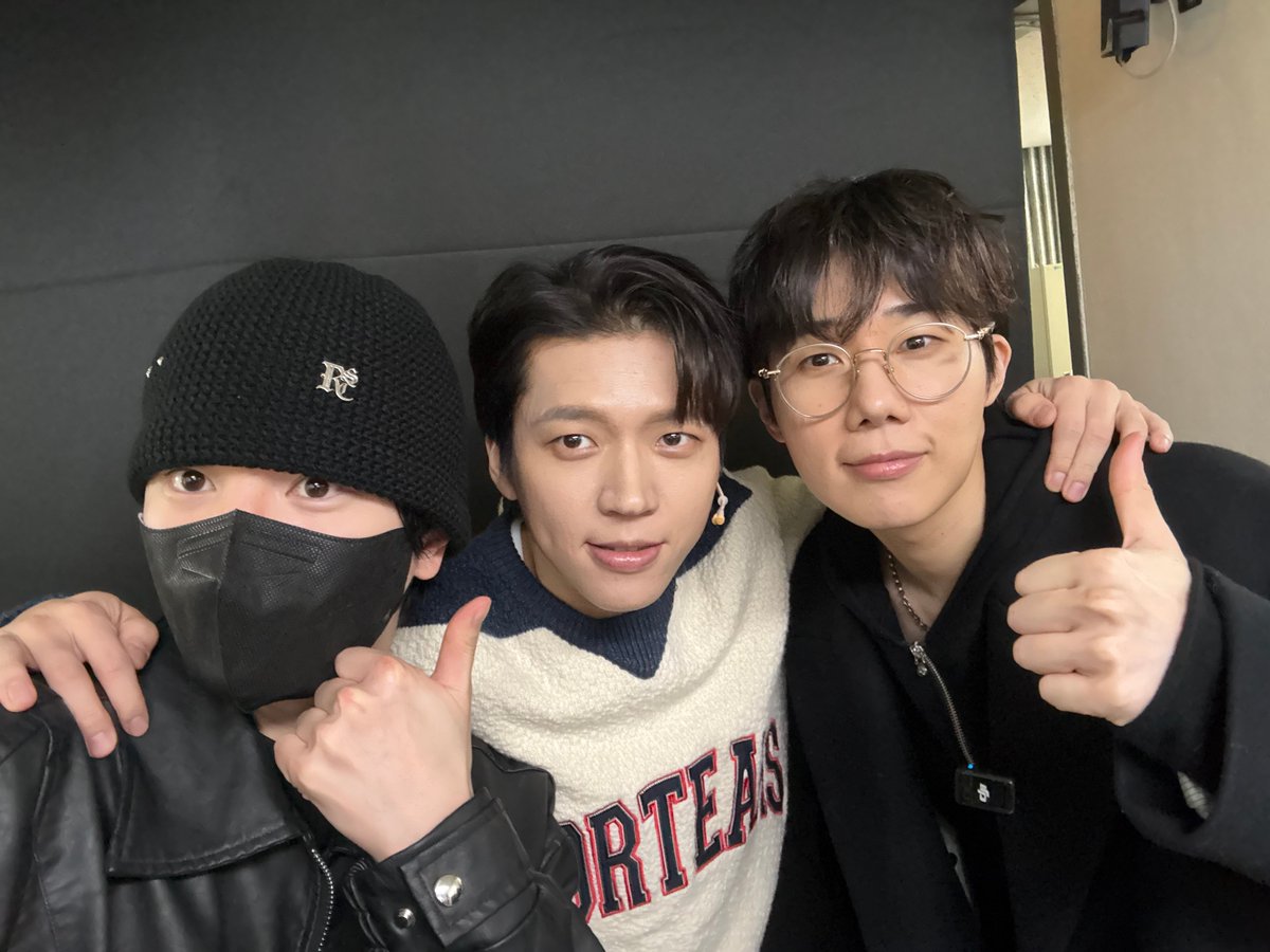 cakeygyuhyun's tweet image. (260128) Sungkyu's BStage 🐹✨
"Sungjong and I went to see Woohyun in Sugar!!! We watched it well and are heading back 🫡 Josephine is pretty, right? ㅋㅋㅋㅋ "

ps. He called Josephine pretty and that just keeps echoing in my head 🫠