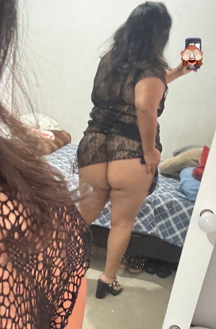 Bella53406's tweet photo. A quien le gustan más gorditas!!! 🤭 https://t.co/uXu5l4M4a1