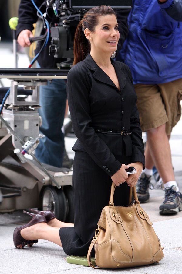 Sandra Bullock tweet media