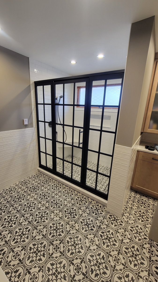 divided.style tweet media