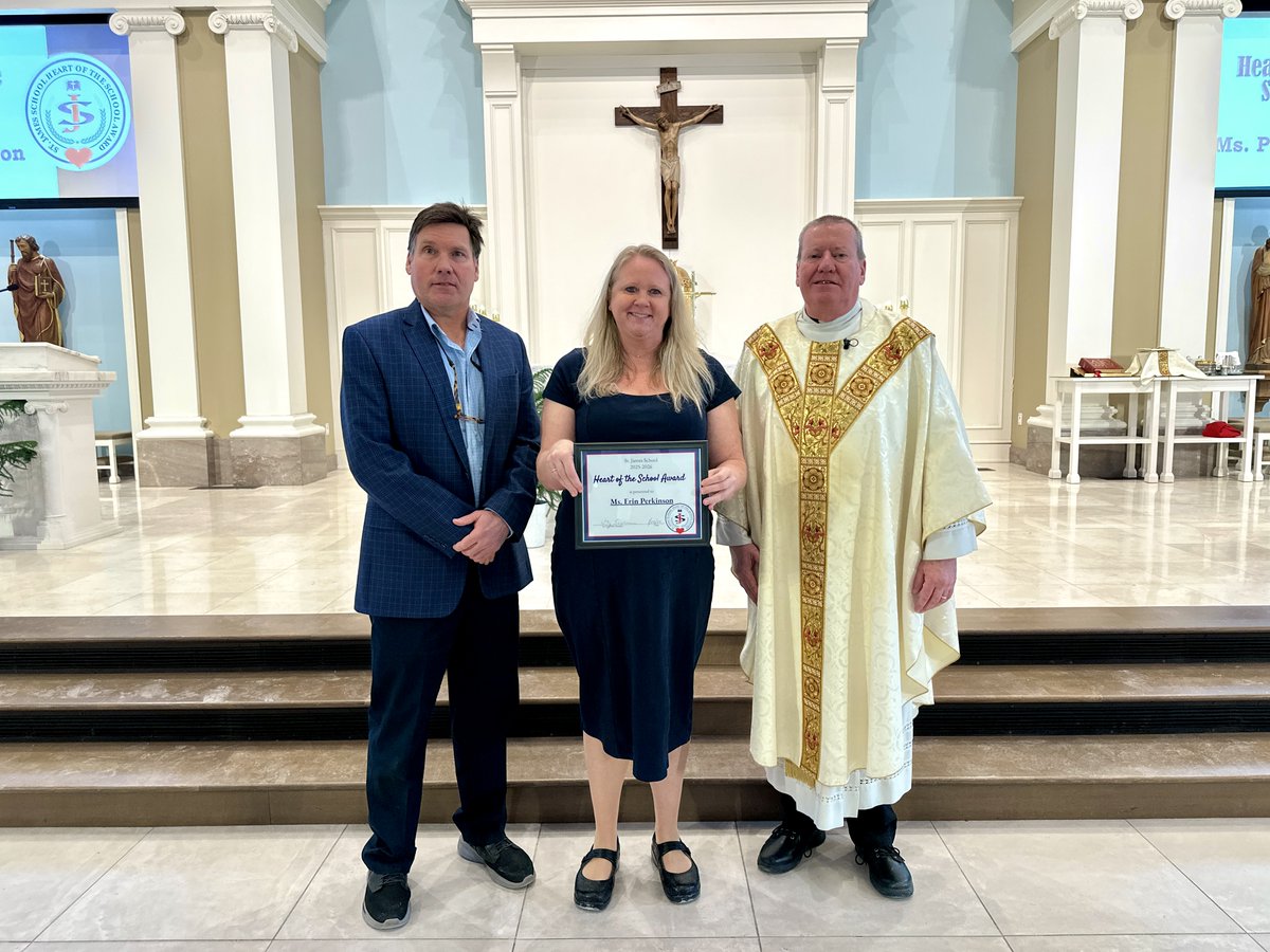 Congratulations to the nominees and recipients of the Christian Spirit and Heart of the School awards! We are blessed to have such dedicated students and staff who live out our faith, lead with kindness, and serve our community.
#SJSAH #StJamesSchoolAH #SJSBulldogs #CSW2026