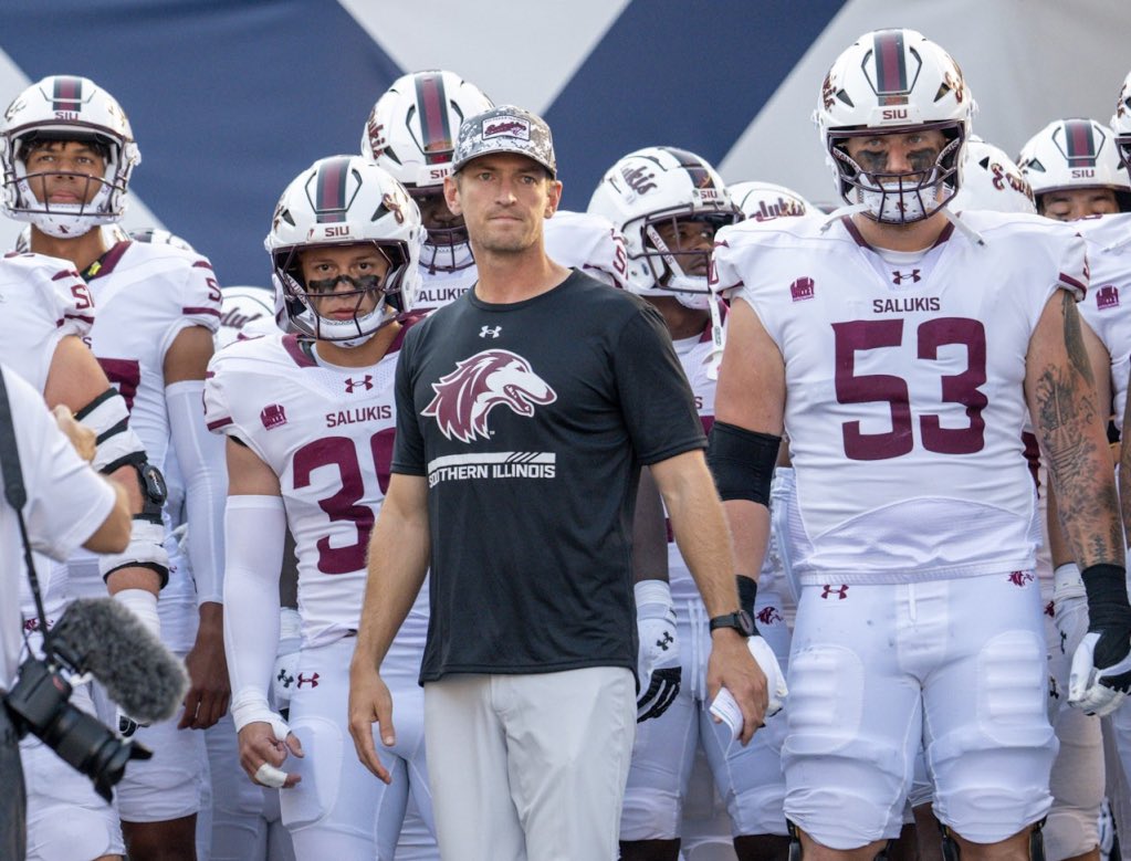 Logan Murray tweet media