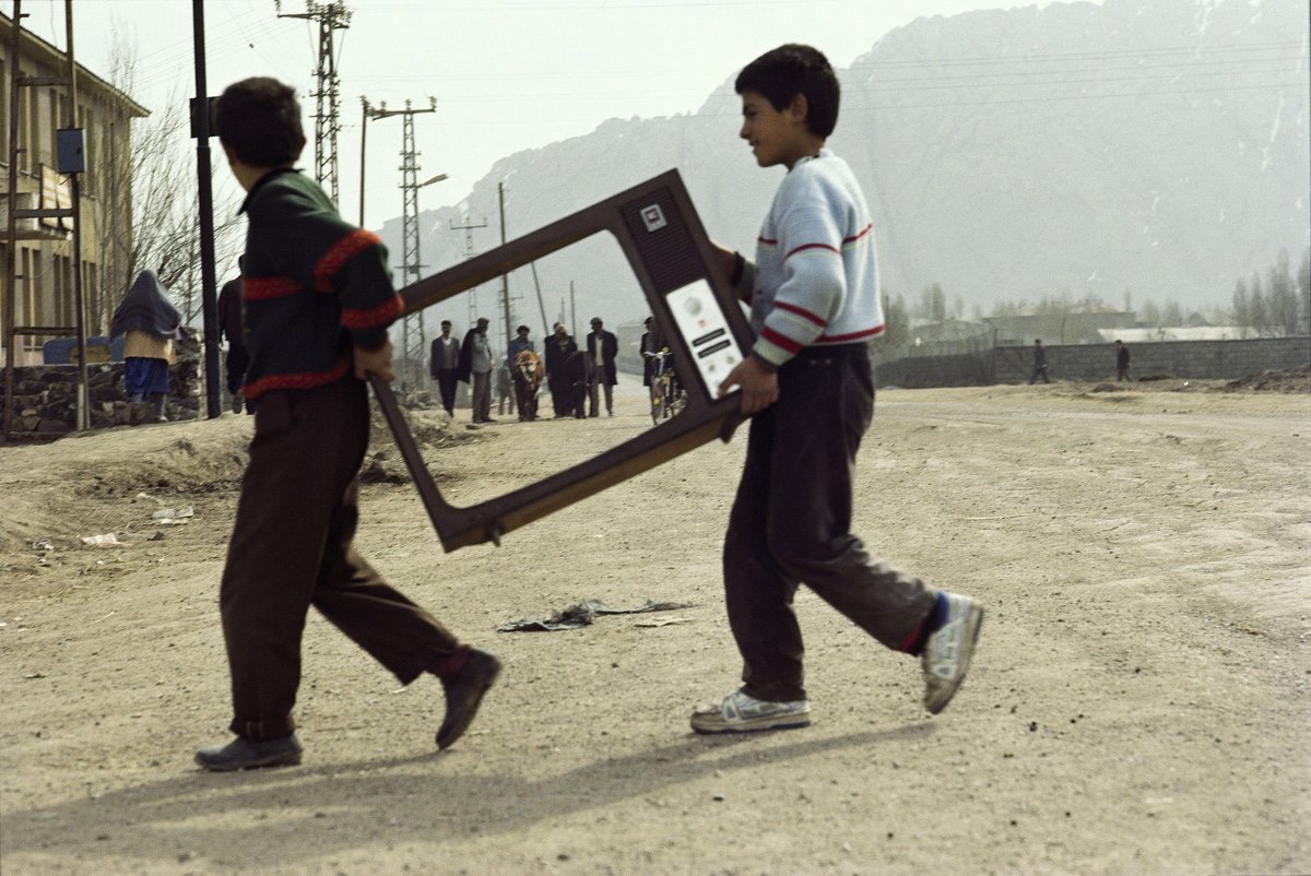Reality TV, Doğubayazıt, Turkey, 1993 | Reza Deghati