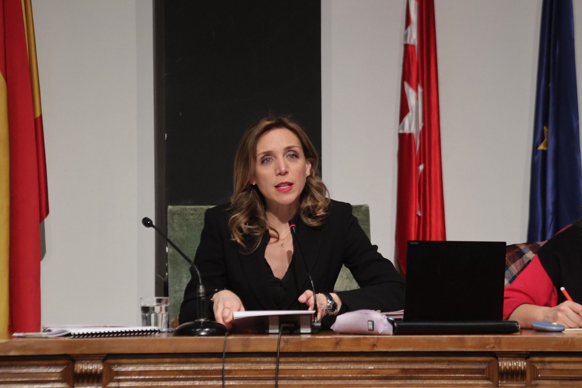 🔴Pleno Ordinario Enero 2026.

📌Informe Gobierno Municipal
¡¡Qué repaso!!
La Alcaldesa  <a href="/CandeTesta/">Candelaria Testa</a> da un repaso histórico al <a href="/ppAlcorcon/">PP Alcorcón</a> y <a href="/Vox_Alcorcon/">VOX Alcorcón</a> por las denuncias presuntamente falsas realizadas en los juzgado de #Alcorcón. 

facebook.com/share/v/1Ptg4f…