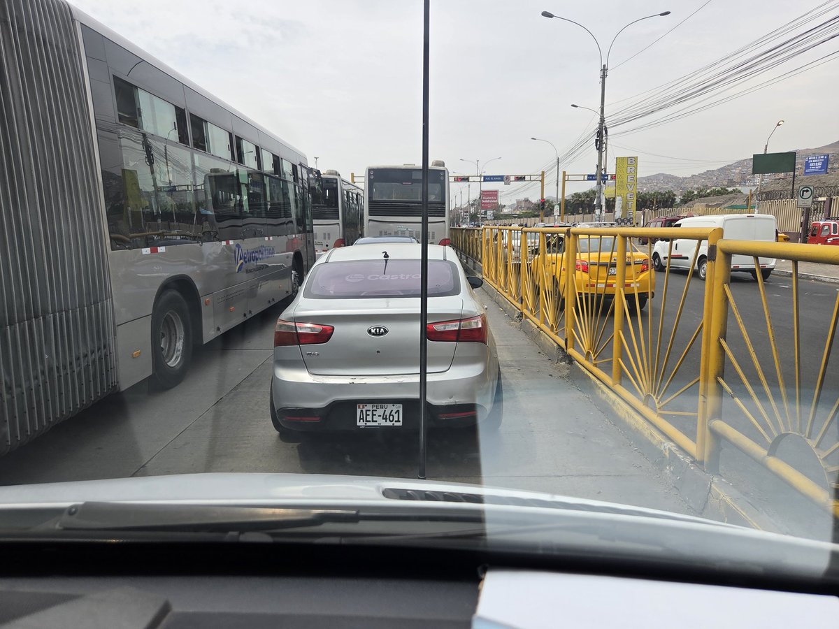 EdgarJavierHC's tweet photo. Hasta cuando @atv_noticias @noticiAmerica @RPPNoticias @Rotafono2_0 @MininterPeru @PoliciaPeru https://t.co/c4dDVcxZNC