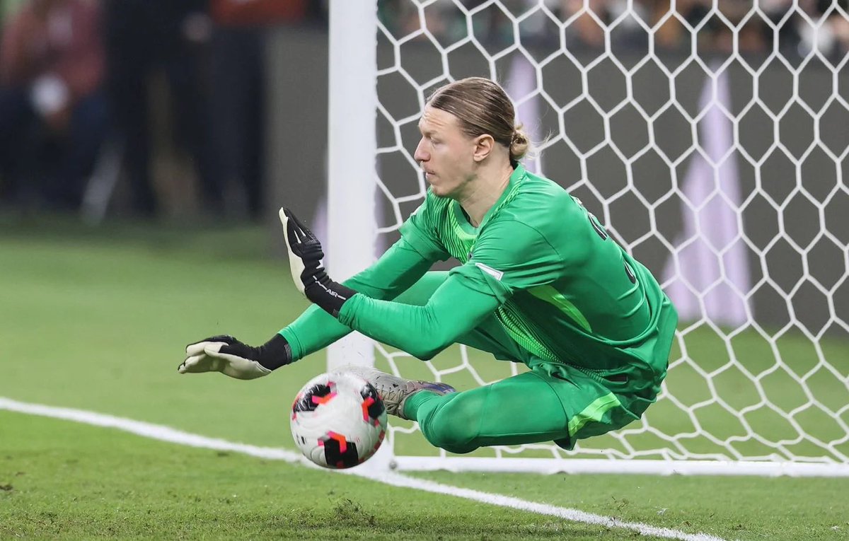 MediaParisien's tweet image. 🚨🚨🚨 SAFONOV EST TITULAIRE !

#PSGNEW