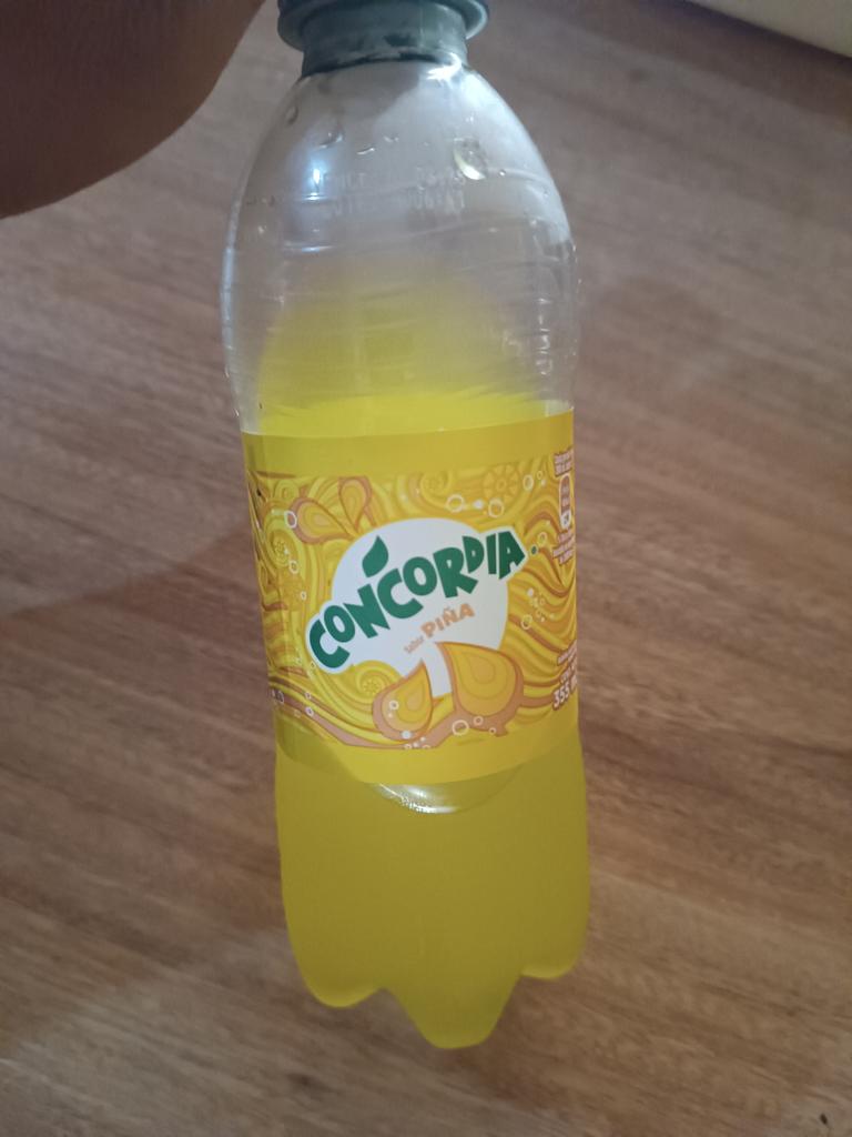 PitucadeBarrio's tweet image. No hay una sola P*TA gaseosa que pueda superar a la concordia de piña.