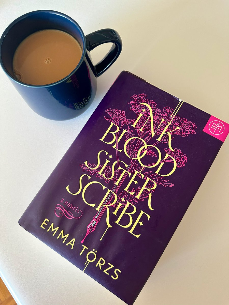 free_style_chef's tweet image. My kind of happy hour. 

A cuppa and a book. 

#afternoon #tea #teatime #afternoontea #reading #readers #books