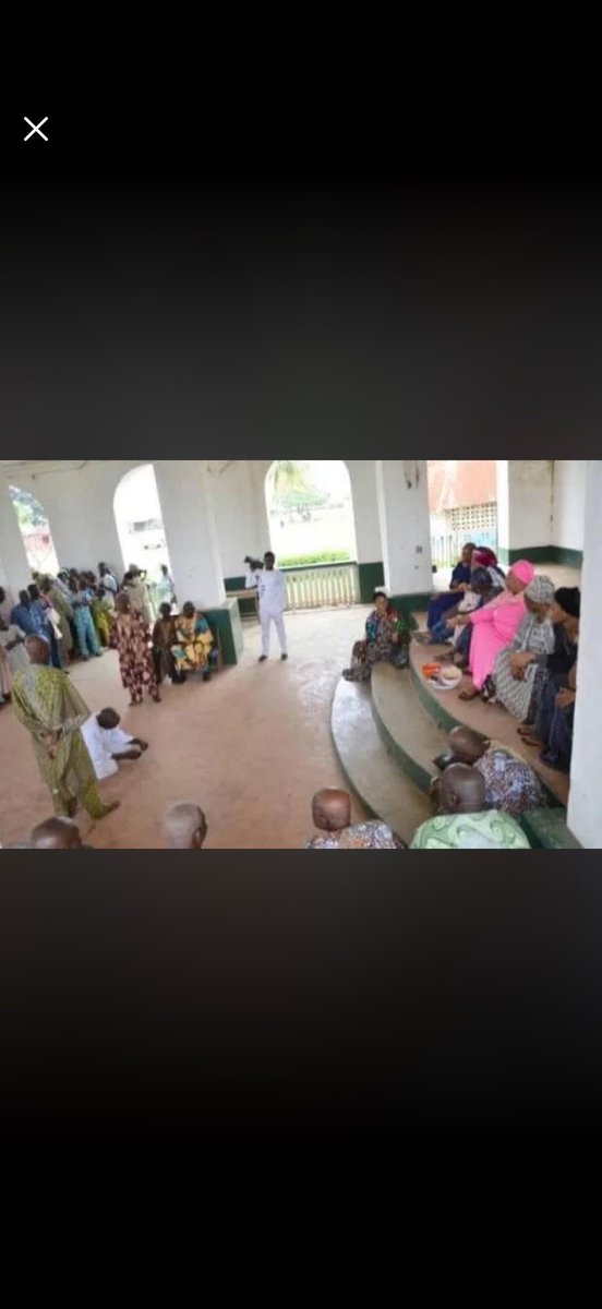 The first two pictures making the rounds on social media show the wife of the Alaafin of Oyo. Some people are saying it is an aberration for a queen to install a chief in Yoruba culture. I think this reaction comes from the belief that Yoruba culture is so patriarchal that women