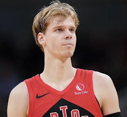 The Bucks are showing interest in Gradey Dick, per <a href="/TheSteinLine/">Marc Stein</a> 

“Another team to watch is the Bucks who over the past few weeks have desperately been trying to add a shooter to this roster. Toronto and Milwaukee have held talks centred around Gradey Dick.”