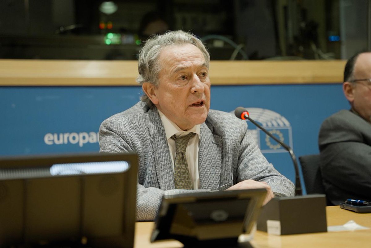 CEFAS_CEU's tweet photo. ▶️ Hemos presentado en el Parlamento Europeo el informe "Las múltiples caras del terrorismo en Cuba" en unas jornadas organizadas por @PatriotsEP. 

🎯 En el acto se ha señalado la amenaza que representa el régimen cubano y su influencia en Occidente.

📲 https://t.co/S0pGJ4DtTU https://t.co/ujJCpRXws8