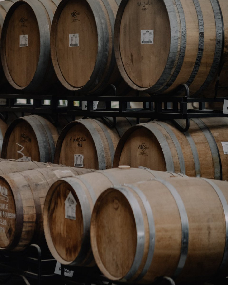 Boanndistillery's tweet photo. At #BoannDistillery we source some of the finest #casks from around the world to mature our Single Pot Still #IrishWhiskey π₯
Find out more about Boann Distillery & our process at https://t.co/6o1hcmSREP
#BoannSinglePotStillIrishWhskey #PotStill #Whiskey https://t.co/1ae7NRKFGT