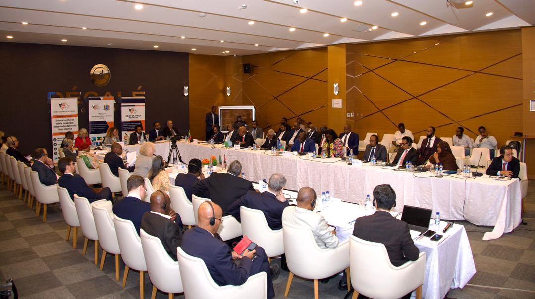 BihiEgeh's tweet photo. It was an honour to Chair the historic first ever Horn of Africa Initiative ministerial meeting in Mogadishu, #Somalia today. The 27th Ministerial meeting was attended by 
 Initiative members and our valuable Development Partners and focused on energy access and investments. Energy is catalytic for sustainable development in our country and across the Horn of Africa. This meeting also demonstrates Somalia’s progress as a nation as we are once again leading on the regional and international stage.