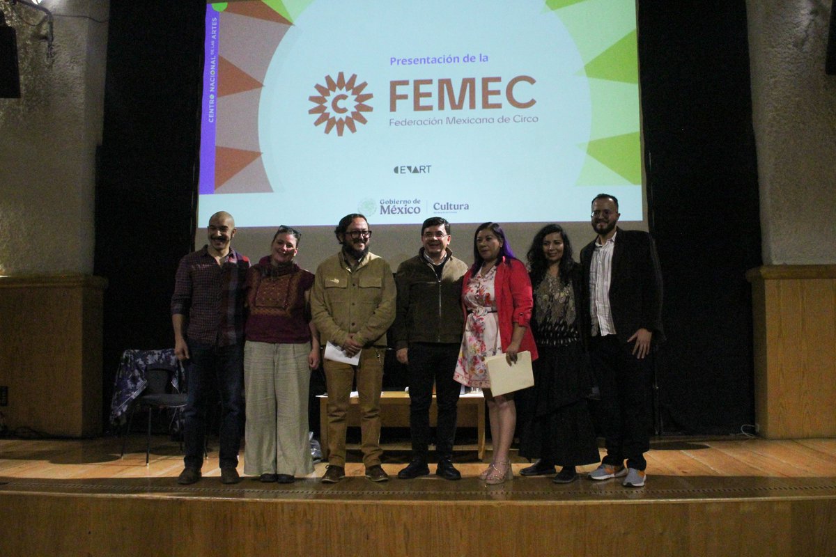 ¡Hoy se presentó la Federación Mexicana de Circo! Esta iniciativa busca dignificar ese gremio y fomentar su reconocimiento en el universo de las artes. 

Conoce todo sobre la FEMEC aquí: youtube.com/live/QtOTOJQiX…