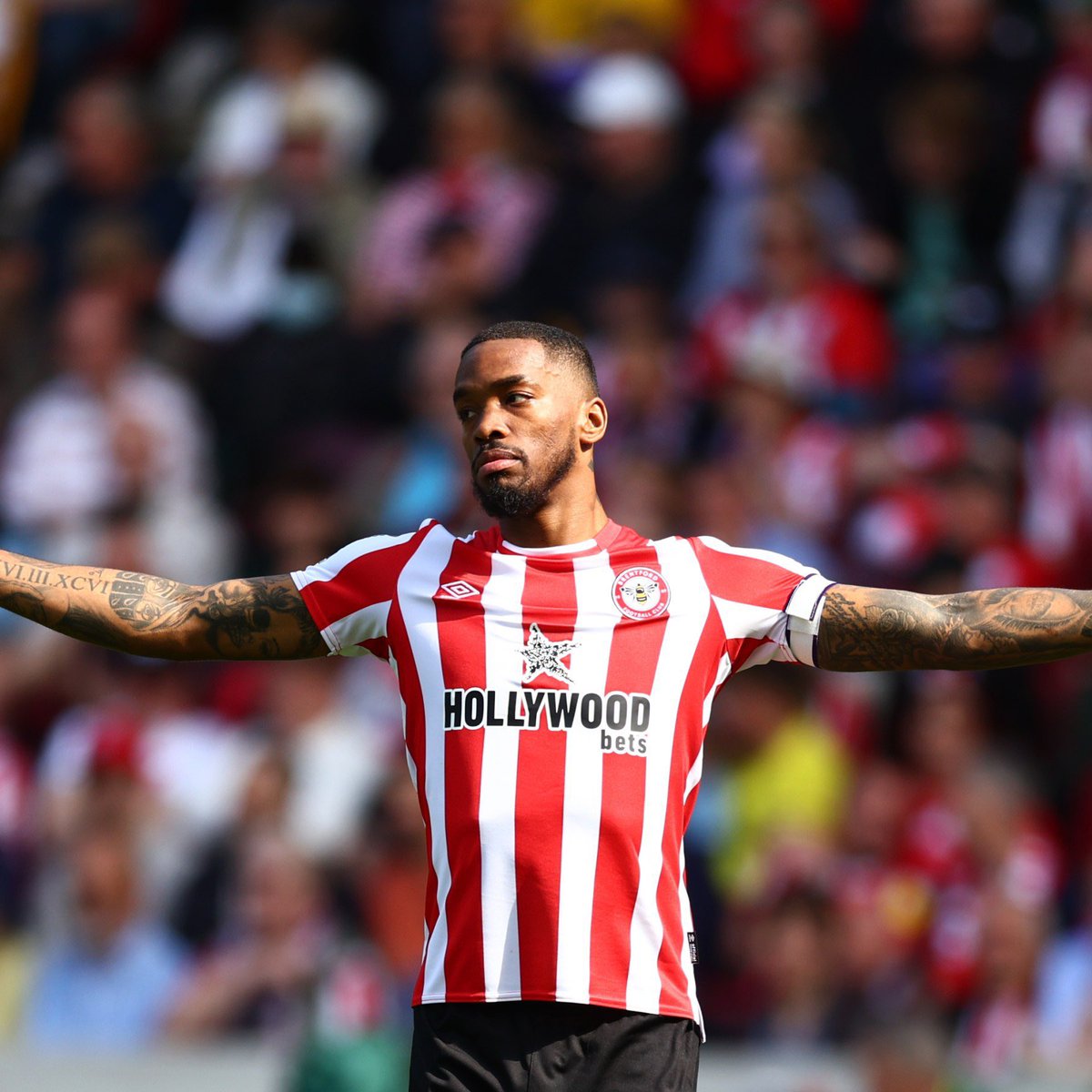 باختصار

هذا هو توني بيرنتفورد 
الذي تعاقدنا معه