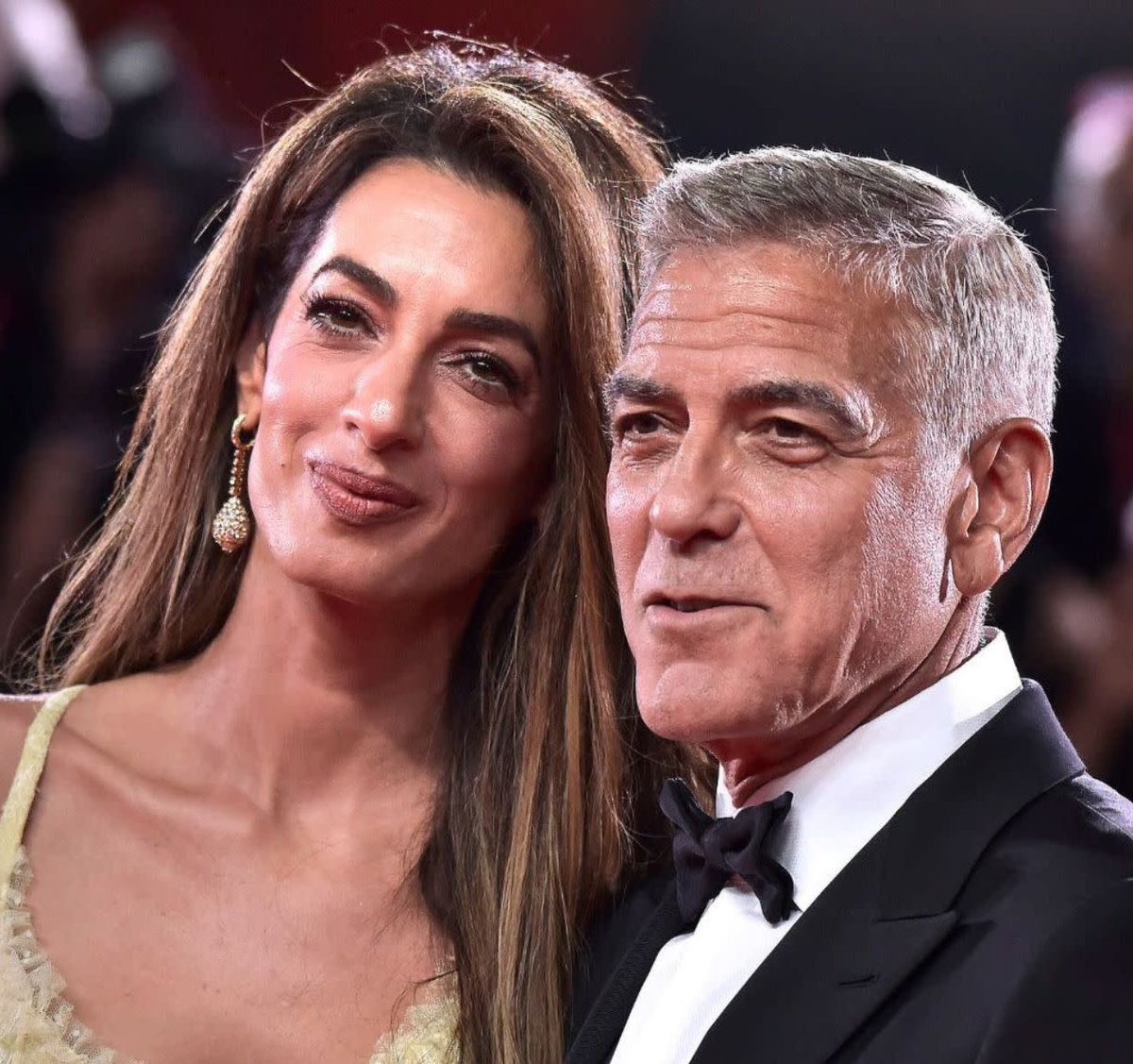 OliLondonTV's tweet image. 36,500+ Iranian civilians have been massacred in the streets of Iran. 

Where is human rights lawyer Amal Clooney?