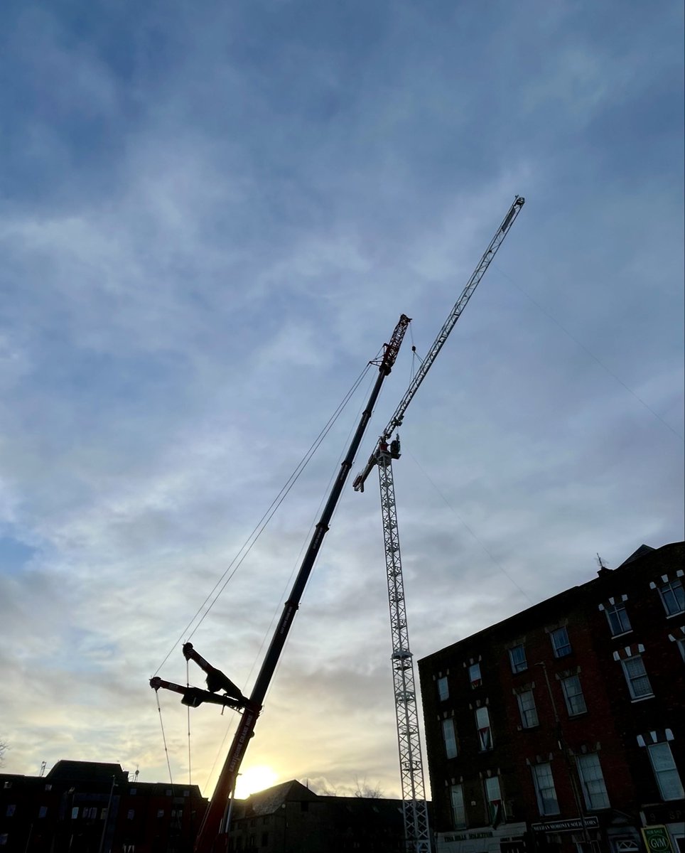 Limerick Castle tweet media