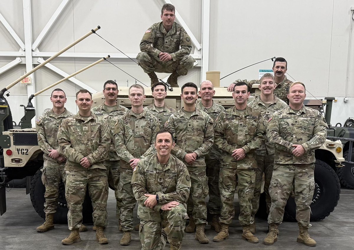 Missouri_NG's tweet image. Thank you to our service members who answered the call during severe winter weather.

Supporting local communities and the Missouri State Highway Patrol, they stood ready to assist stranded motorists when Missourians needed help most.

#MoGuard #AlwaysReadyAlwaysThere #OneTeam