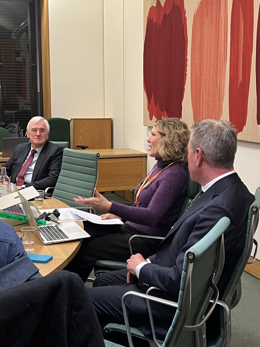 🚨 TODAY: We’re in Parliament challenging a pharma deal with the US that could cost the NHS BILLIONS.

This deal was signed behind closed doors, without public debate or a vote in Parliament. 

It must be scrapped.
#uk #politics #NHS #DrugPricing #stoptrump <a href="/GlobalJusticeUK/">Global Justice Now</a>