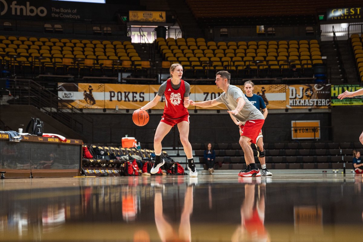 Fresno State WBB tweet media