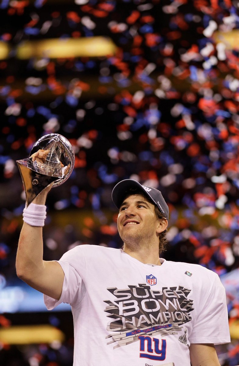 Former #Giants QB Eli Manning was not voted into the Pro Football Hall of Fame for the second straight year, per <a href="/Ian_OConnor/">Ian O'Connor</a>.

nytimes.com/athletic/70046…