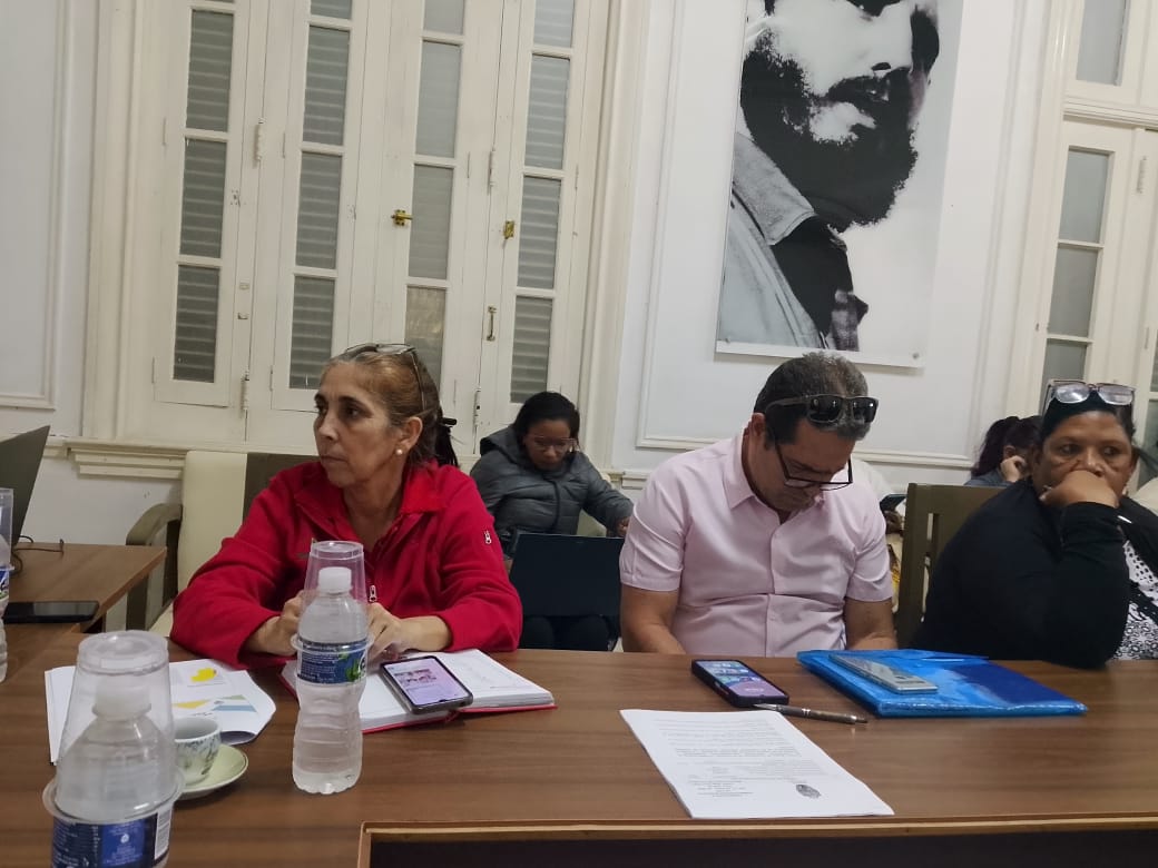 Se desarrolla CAM extraordinario en el municipio  La Lisa para el análisis de la Estrategia de Recogida de Desechos Sólidos. Se trazan metas en correspondencia con el Programa de Gobierno.
#LaHabanaDeTodos 
#LaHabanaViveEnMí
