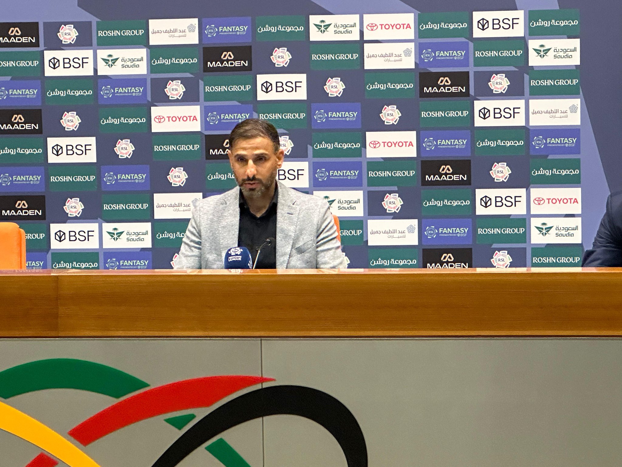 هل هي المواجهة الأفضل هذا الموسم وهل يمكن وصف ذلك بالكمال الكروي ؟. | يايسله مدرب فريق الأهلي في المؤتمر الصحافي: - لعبنا مواجهة بمستوى عالي، ولست متأكد من أن هناك مواجهة في كرة القدم تصل إلى الكمال، ولكن اللاعبون طبقوا جميع التعليمات، ثامن انتصار على التوالي وأرى أن الفريق يستحق بعض الراحة بعد مواجهة مثالية. #الأهلي_الاتفاق 