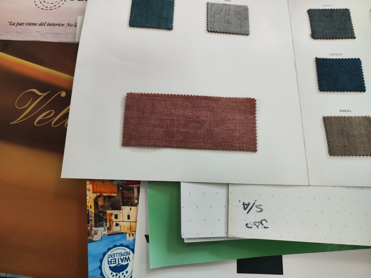 imation4430's tweet image. El color final será este : 😅 #PiñaDigital