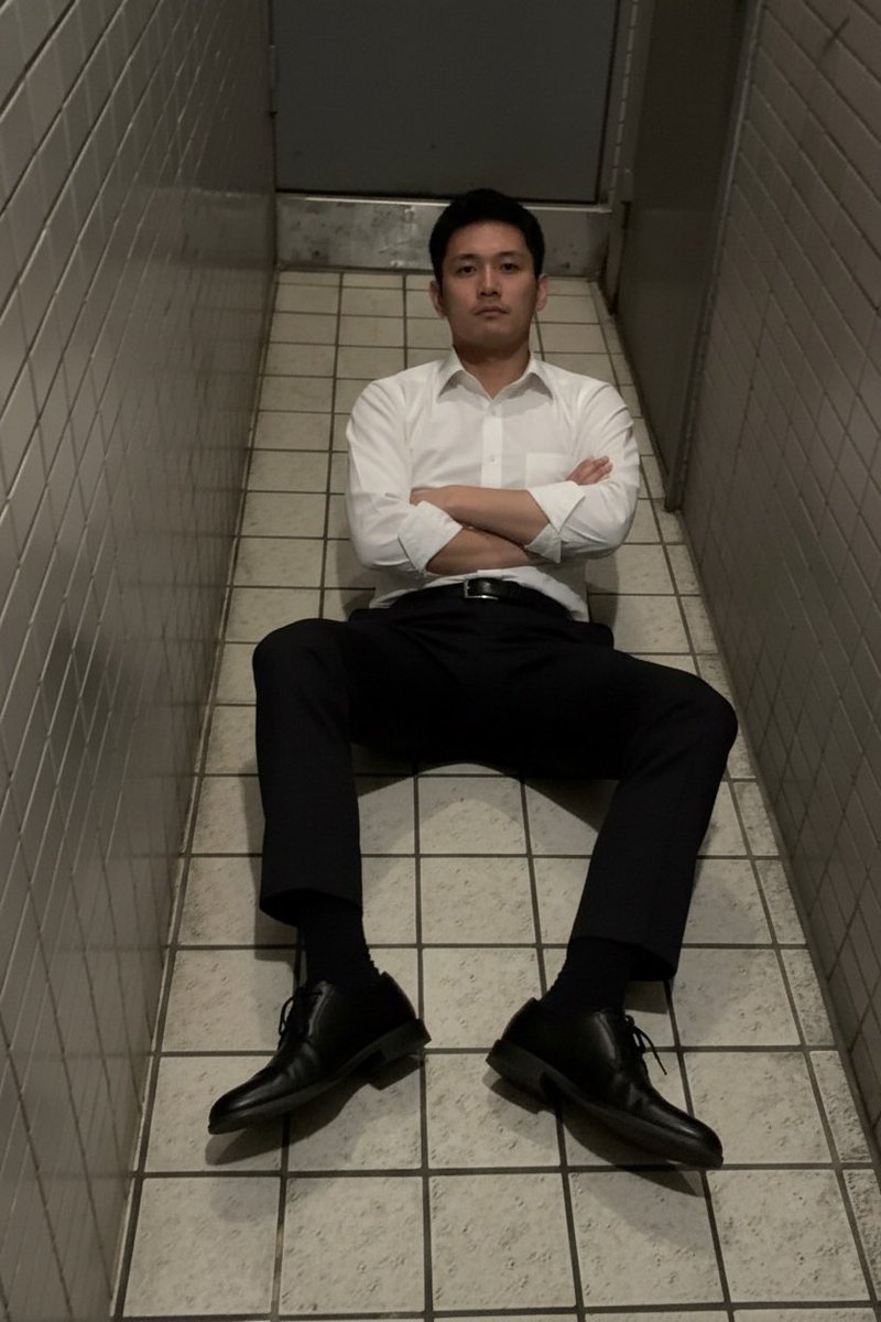 SUITDiary tweet media