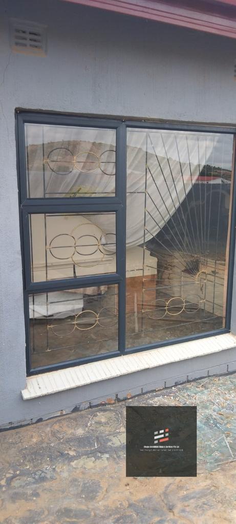XAluminiums's tweet photo. We  Manufacture and install Aluminium windows, doors, gates etc.

WhatsApp/Call 0712593842 for a quotation. https://t.co/JkHfJIfH8o