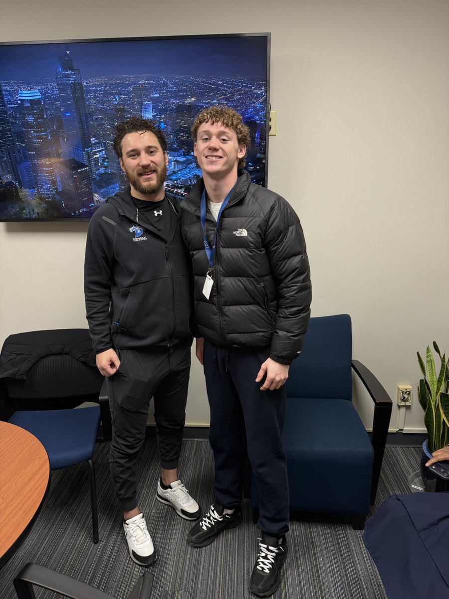 Thank you <a href="/Coach_BJarman/">Brad Jarman</a> for stopping in today and talking with me and some of my teammates. Can’t wait to get on campus soon! 
<a href="/IndianaStateFB/">Indiana State Football</a> <a href="/CoachMillz_/">Millz2BeMade Training</a> <a href="/Coachpeebs/">Bill Peebles</a> <a href="/CoachFreytag/">Coach Kurt Freytag</a>