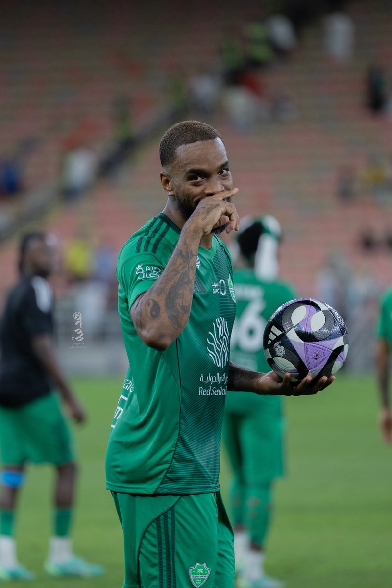 المصور احمد tweet media