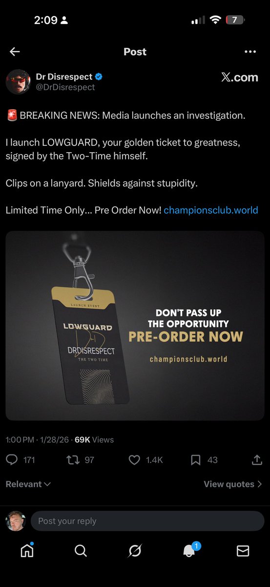 _Bellux's tweet image. Are people really defending this man ?