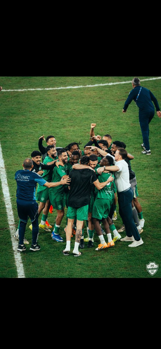 يا أهلاوي، كُن على ثقة بفريقك ولا تخاف عليه إلا من صافرة ⚖️
أنت تشجع أفضل نادٍ
ومعه أفضل مدرب في #دوري_روشن_السعودي
بطل #النخبة

يملك أفضل مهاجم #توني
وأفضل ثنائي دفاعي ديميرال وإيبانيز
ومن خلفهم بطل أفريقيا ميندي
والخبير كيسيه
وملك الكنترول محرز

ثق في ناديك… ولا تخف إلا من