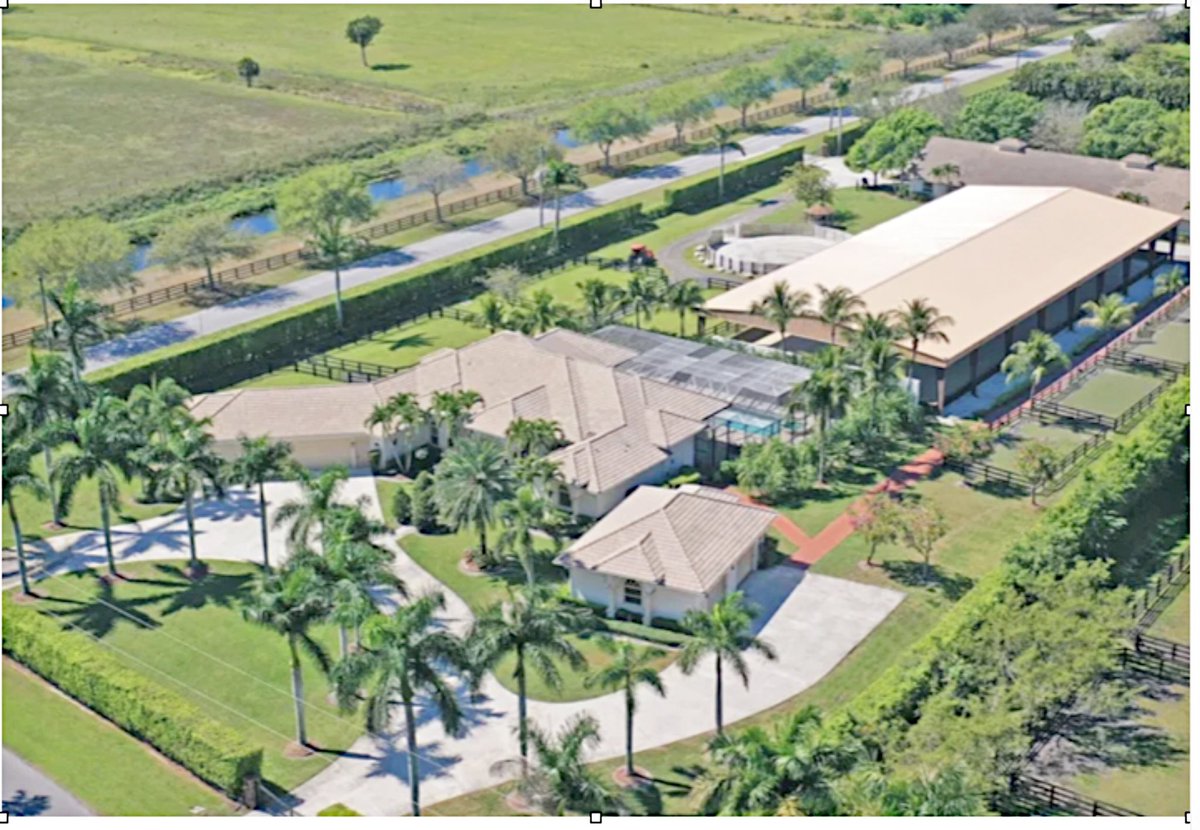 <a href="/catrina_nortena/">La Catrina Norteña</a> <a href="/latinus_us/">Latinus</a> <a href="/Silvano_A/">Silvano Aureoles</a> LE SALE RANCHO DE CASI 5 MDD al prestanombres de <a href="/Silvano_A/">Silvano Aureoles</a>