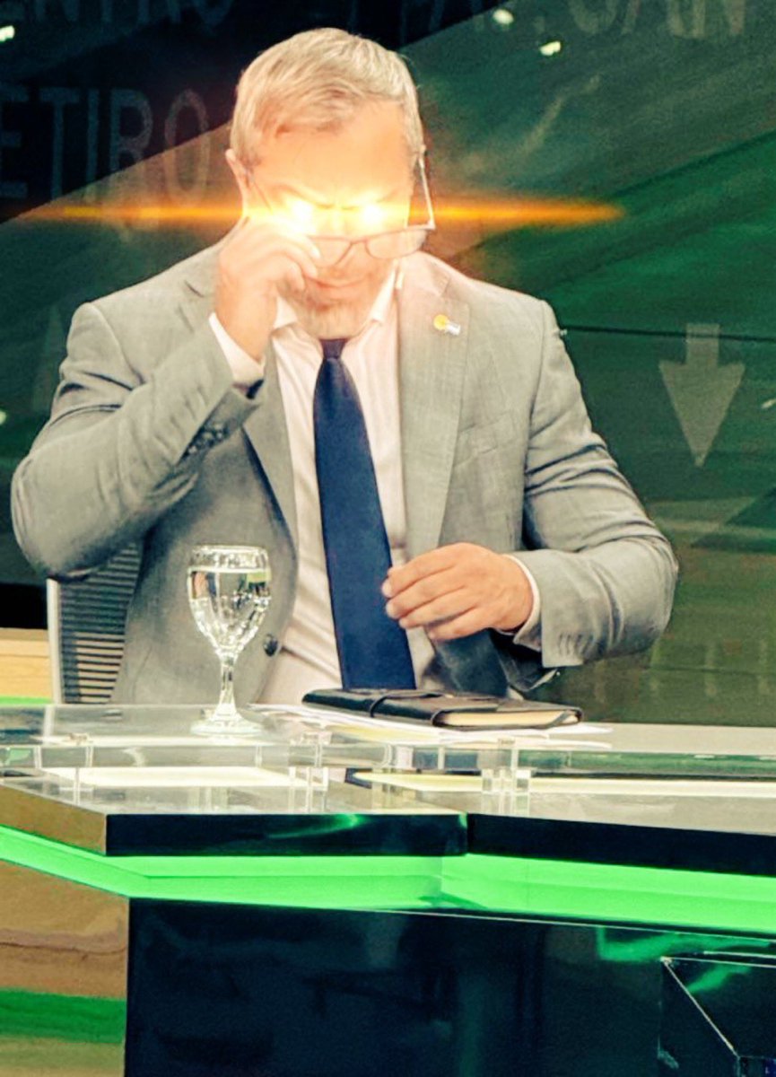 Felii_N's tweet image. Riesgo país 483 ptos.
⚓️⚓️⚓️
🦁🇦🇷📈