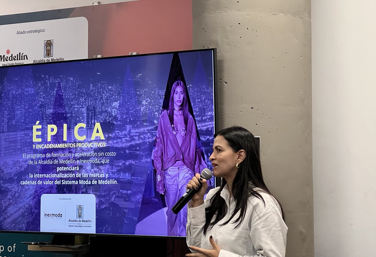 <a href="/INEXMODA/">INEXMODA</a> y la Secretaría de Desarrollo Económico trabajan desde hace 12 años por Épica, el proyecto de formación y aceleración de la <a href="/AlcaldiadeMed/">Alcaldía de Medellín</a> 

Uno de mis momentos favoritos de #Colombiamoda hoy se presenta en #Colombiatex 🩷🩷
<a href="/mafegaleano/">Maria F. Galeano</a>