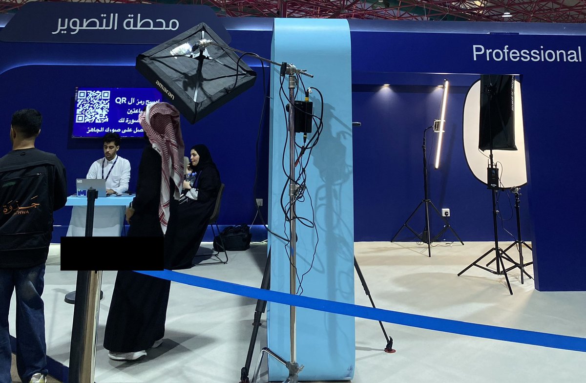 AccNourh1's tweet photo. سررت بحضوري لملتقى المهن الموسمية #موسمي 🌟، والذي استفدت من خلال محطاته وورش عمله الكثير من المعلومات الفارقة والمفيدة لمسيرتي المهنية✨، وبالأخص من محطة الانطلاق المهني التي قدمها منسوبو ومنسوبات #هدف 👏 https://t.co/ALrmIyeQkl