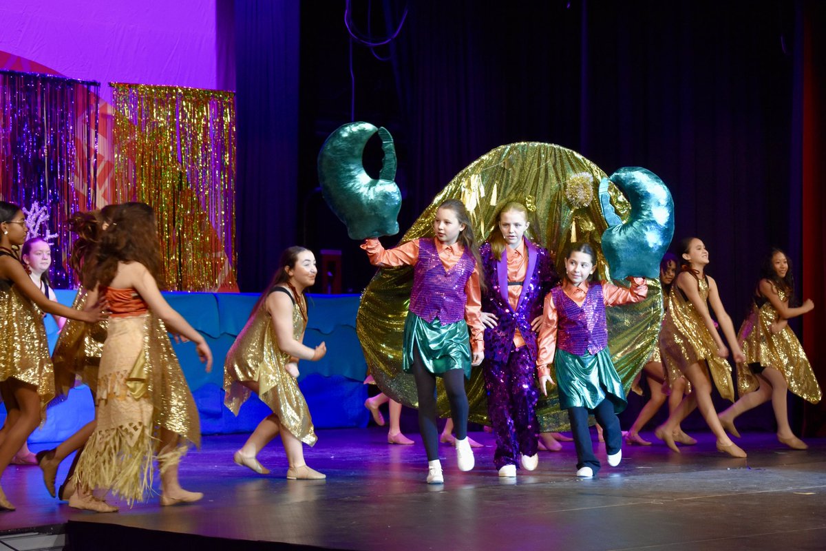 Mineola UFSD tweet media