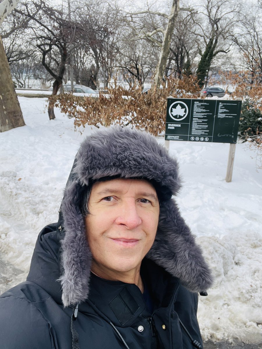 JeanFerreiraJF's tweet image. Frozen Hudson River and Riverside Park #JeanFerreira #HudsonRiver #RiversidePark #NYC