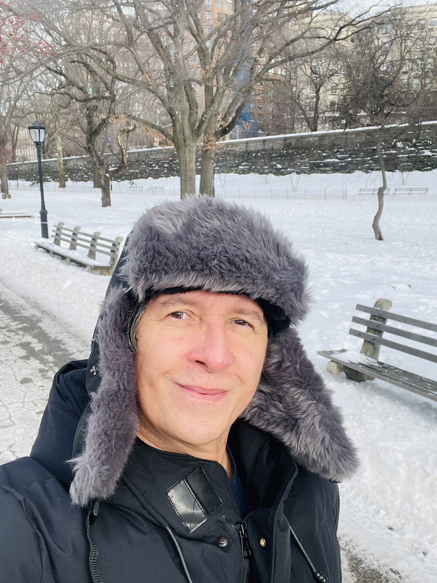 JeanFerreiraJF's tweet image. Frozen Hudson River and Riverside Park #JeanFerreira #HudsonRiver #RiversidePark #NYC